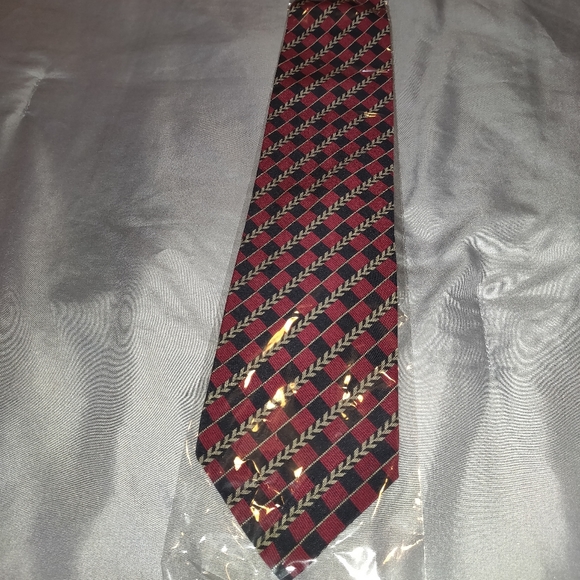 Vintage Giorgio Armani Neck-Tie - Picture 1 of 3